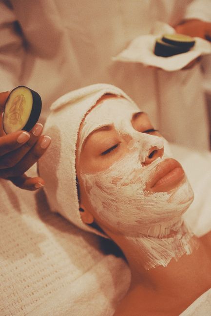 Dermaplaning Facial with LED Therapy