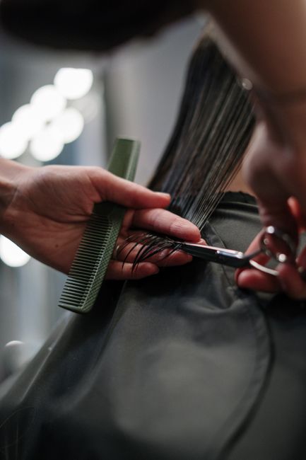 haircut,hands,scissors,service