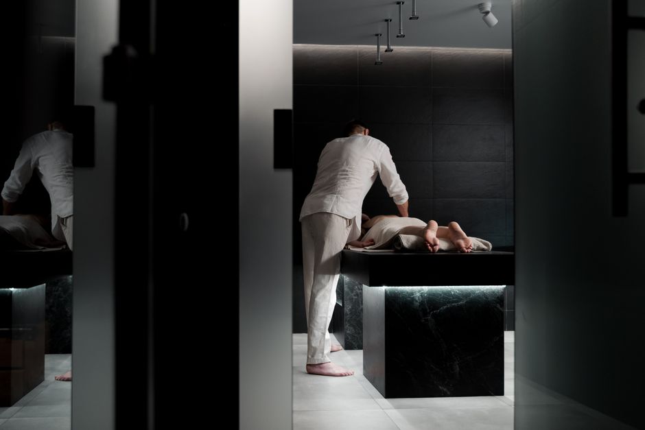 Couple Deep Tissue Massage