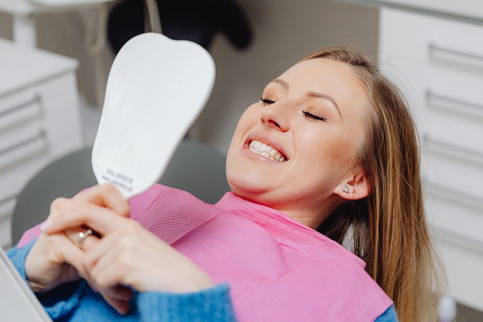 Professional Teeth Whitening Session
